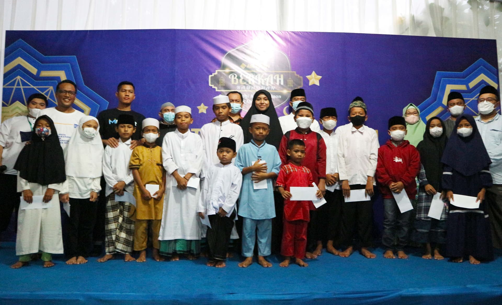 BFI Finance Spreads the Blessings of Ramadan with Hundreds of Orphan Children in South Tangerang
