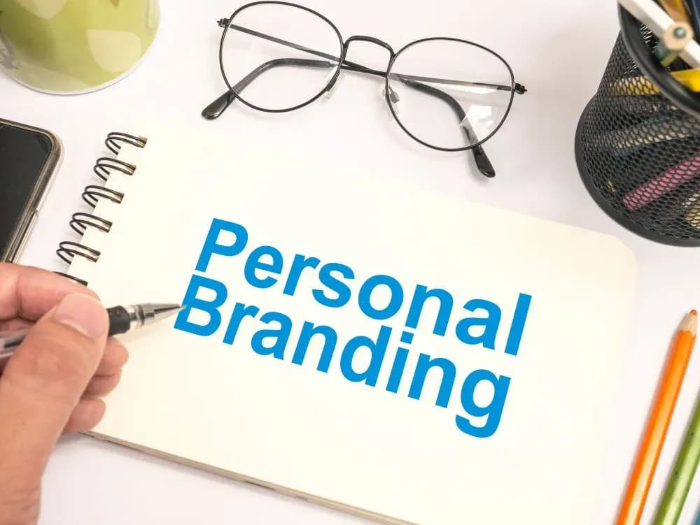 7 Cara Membangun Personal Branding Agar Karir Lebih Bersinar