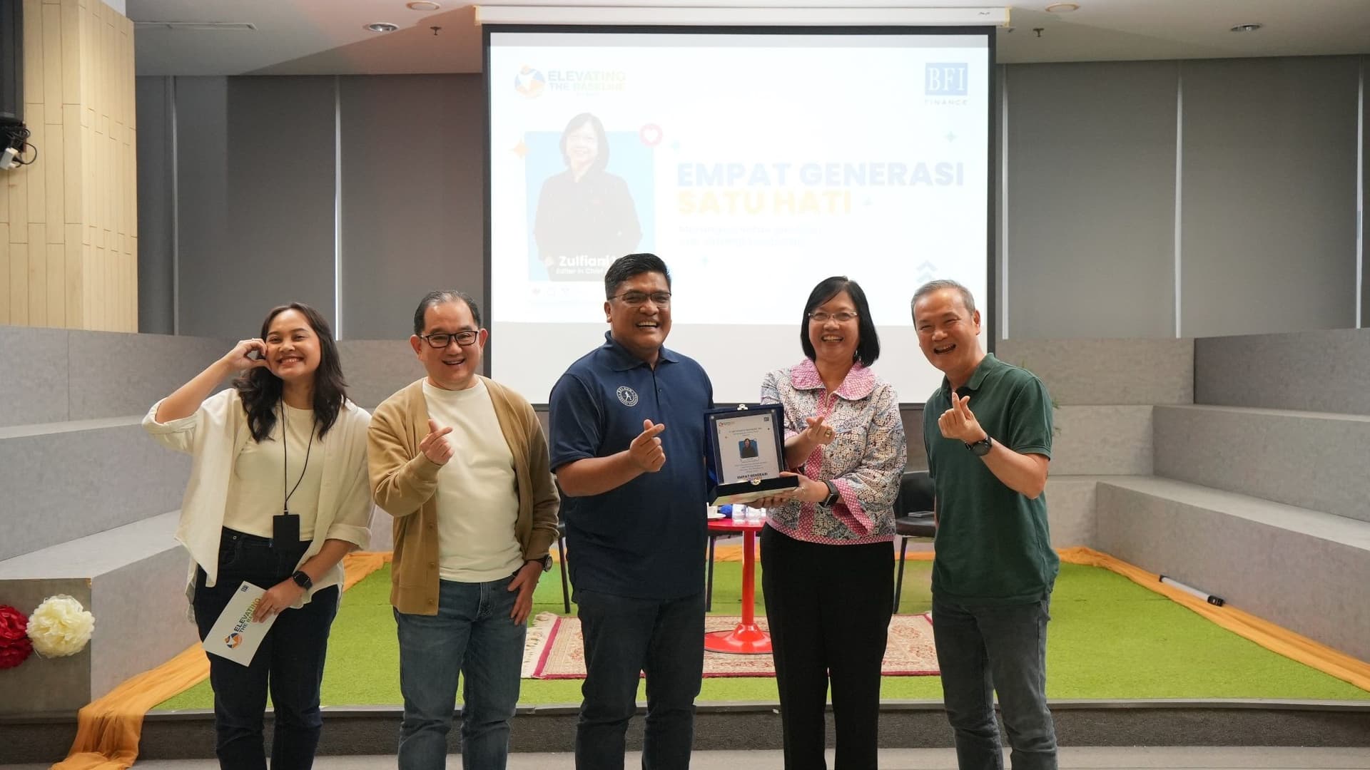 BFI Finance Holds a Sharing Session Themed ‘Four Generations One Heart’
