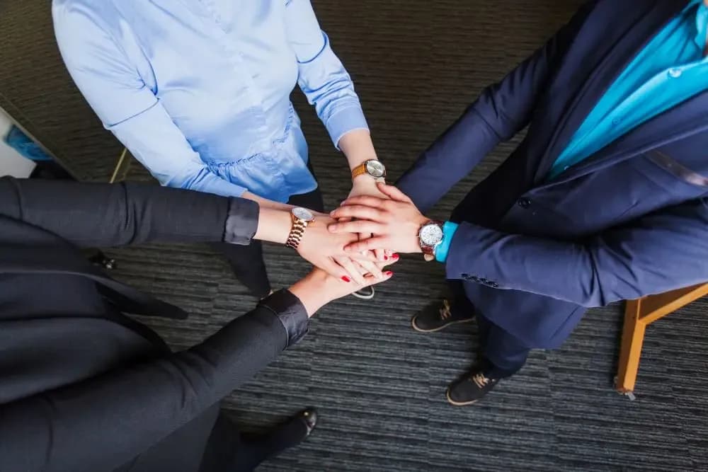 Understanding Business Ethics: Definition, Principles, Benefits, and Examples of Application