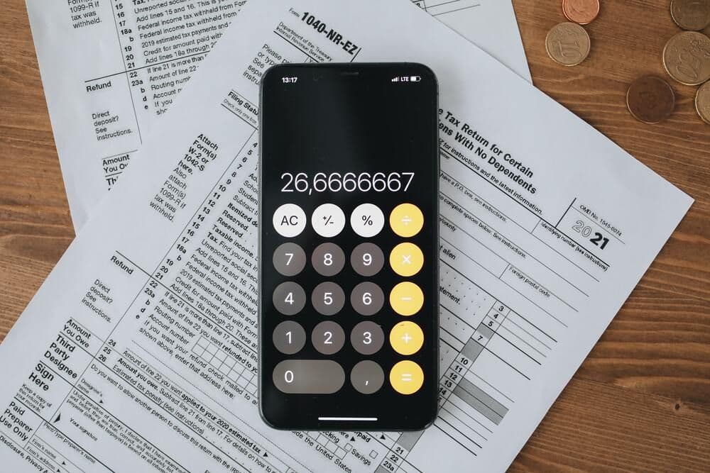 Piutang Adalah: Definisi, Jenis, Contoh, Dan Perbedaanya dengan Hutang