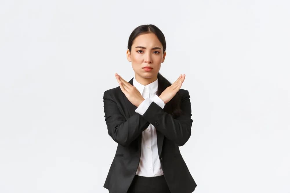 10+ Polite and Wise Ways to Refuse When Someone Asks to Borrow Money