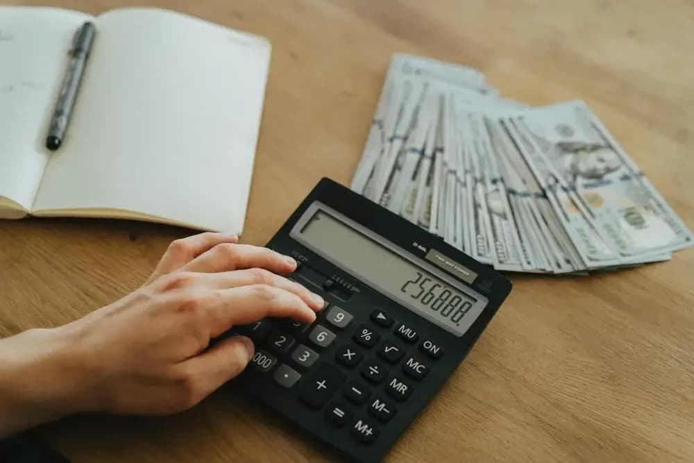 Anti Ribet! Ini Cara Membuat Buku Keuangan Pribadi Secara Efisien