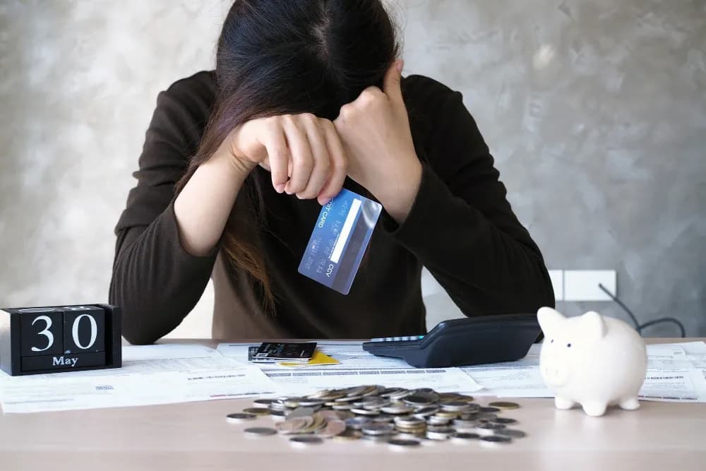 Apa itu Doom Spending? Ini Penyebab dan Cara Mengatasinya