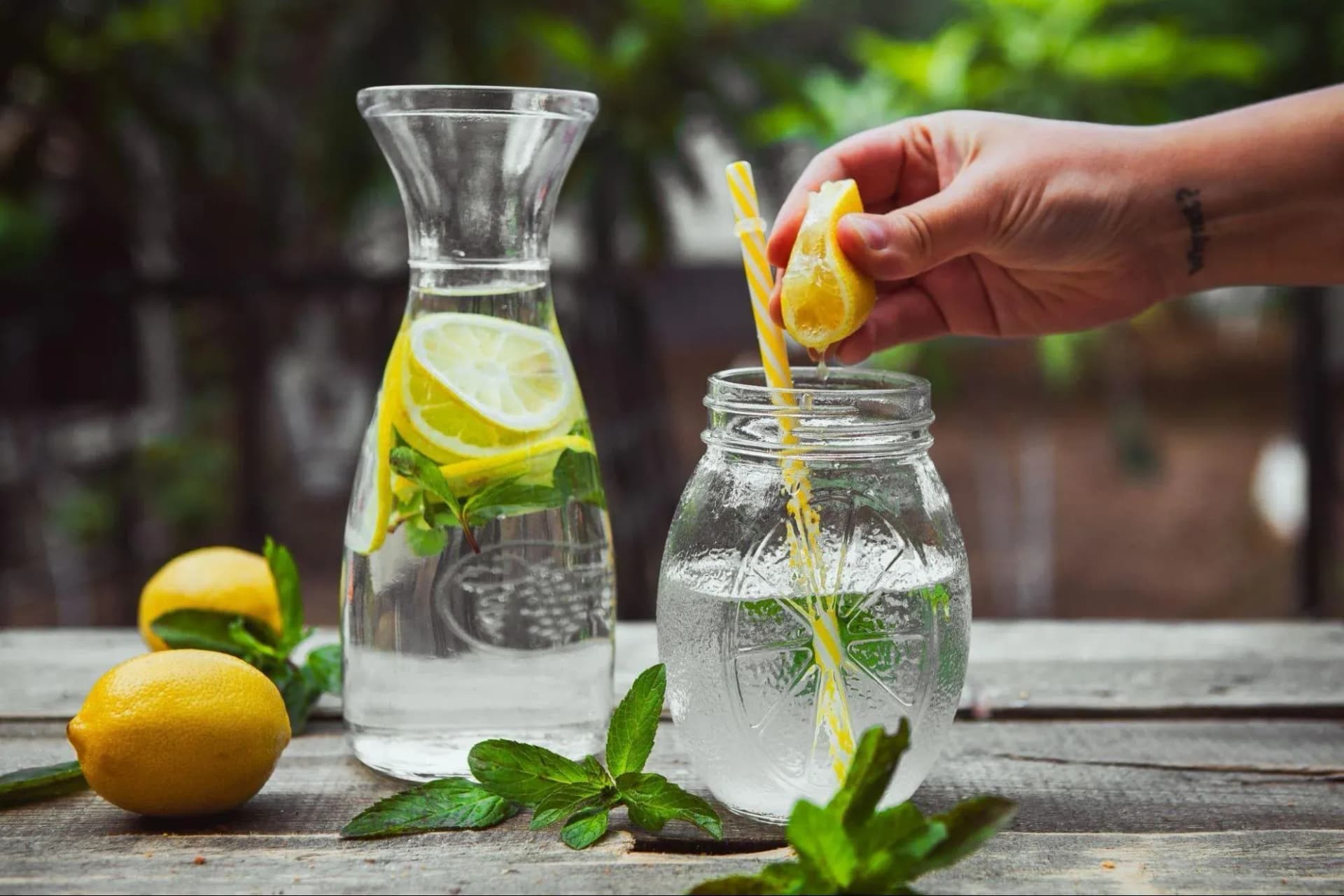 Benarkan Minum Air Lemon Bisa Pangkas Berat Badan? Ini Faktanya