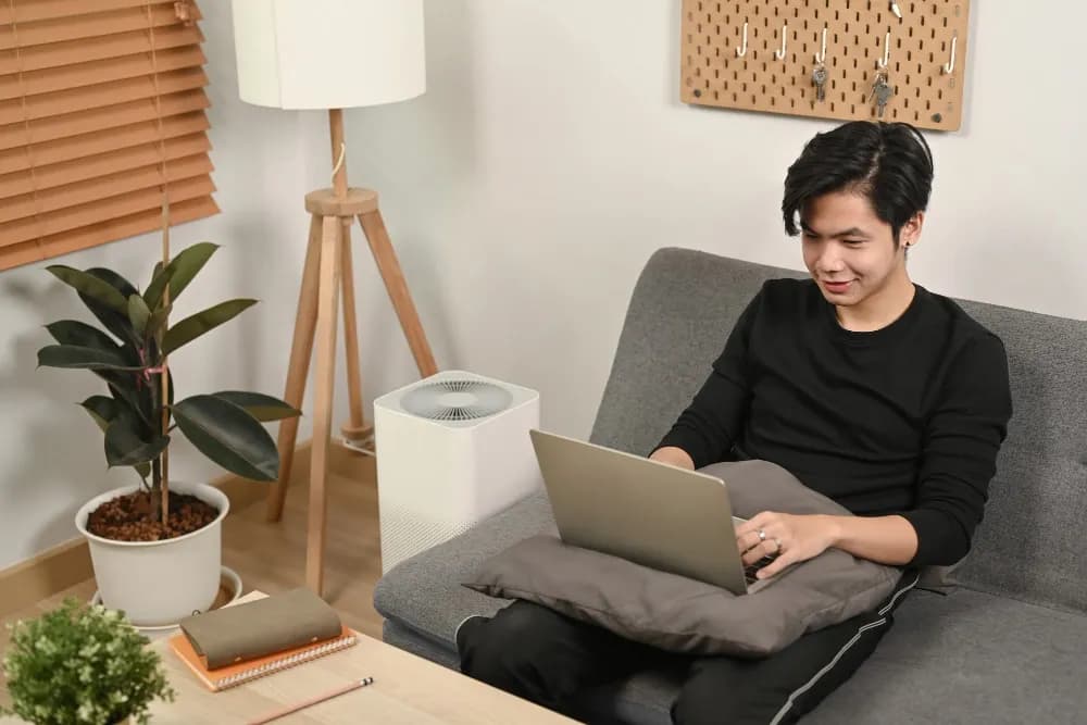 What Is Remote Working? Understand the Meaning & How to Find It