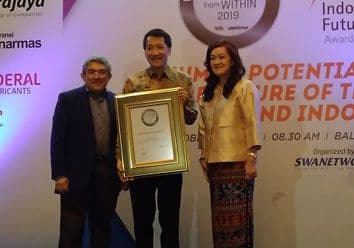 Cetak Para Pemimpin Unggul, BFI Finance Raih Penghargaan